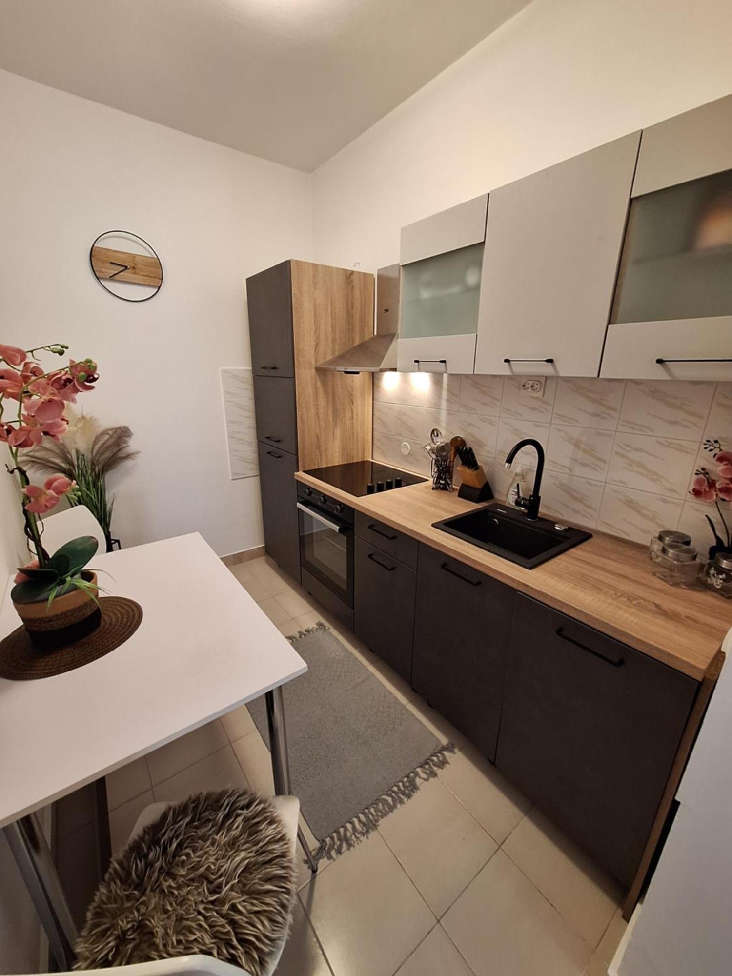 Apartman Valeria Orebic Ngoại thất bức ảnh